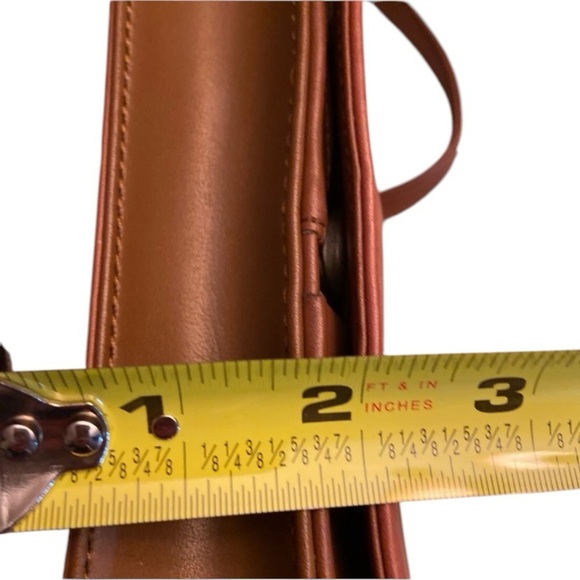 Evan Picone Cross Body Bag with built in wallet - Picture 5 of 7